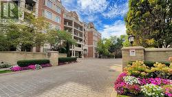 207 - 10 OLD MILL TRAIL  Toronto, ON M8X 2Y9