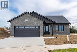 4008 GREENWOOD STREET  Petrolia, ON N0N 1R0