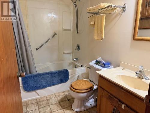 9 Warnock Rd, Iron Bridge, ON - Indoor Photo Showing Bathroom