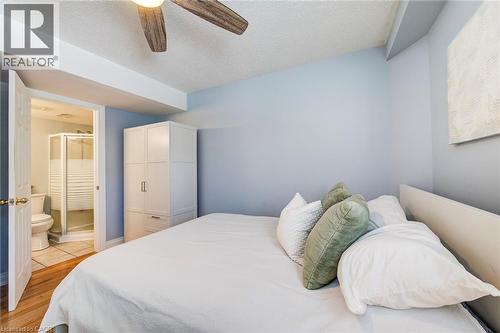 84 Endeavour Drive, Cambridge, ON - Indoor Photo Showing Bedroom