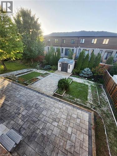 84 Endeavour Drive, Cambridge, ON - Outdoor