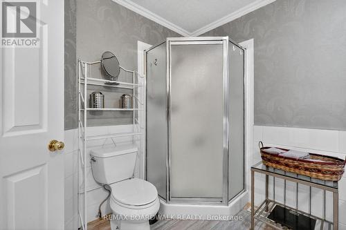 42 College Circle, Ottawa, ON - Indoor Photo Showing Bathroom