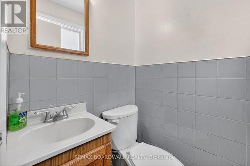 2666 Regina Street, Ottawa, ON - Indoor Photo Showing Bathroom