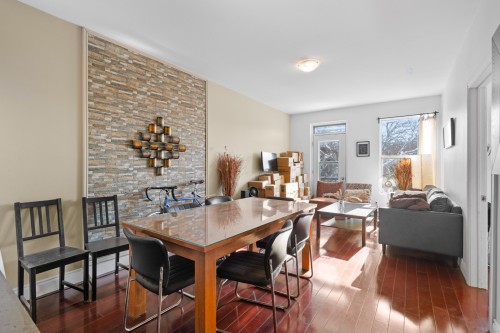 Dining Room - 1455 Av. Laurier E., Montréal (Le Plateau-Mont-Royal), QC - Indoor