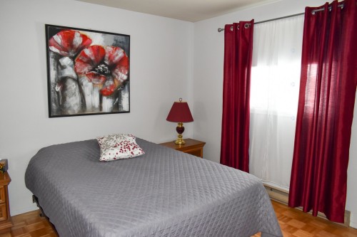 Chambre à coucher principale - 485 Rue Labonté, Acton Vale, QC - Indoor Photo Showing Bedroom
