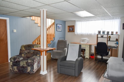 Salle familiale - 485 Rue Labonté, Acton Vale, QC - Indoor Photo Showing Basement