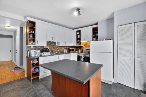 Cuisine - 5067  - 5071 Rue Bannantyne, Montréal (Verdun/Île-Des-Soeurs), QC - Indoor Photo Showing Kitchen