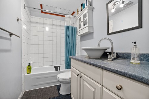 Salle de bains - 5067  - 5071 Rue Bannantyne, Montréal (Verdun/Île-Des-Soeurs), QC - Indoor Photo Showing Bathroom