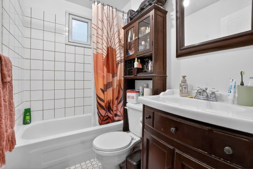 Salle de bains - 5067  - 5071 Rue Bannantyne, Montréal (Verdun/Île-Des-Soeurs), QC - Indoor Photo Showing Bathroom