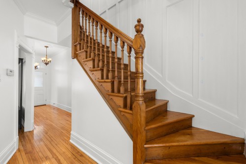 Escalier - 4382-4380  - 4382 Ch. De La Côte-Des-Neiges, Westmount, QC - Indoor Photo Showing Other Room