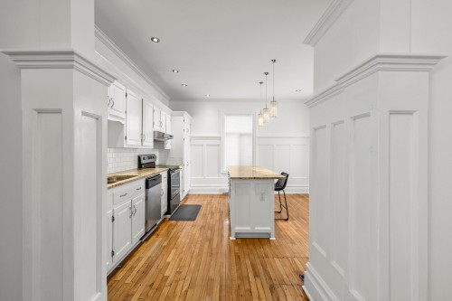 Cuisine - 4382-4380  - 4382 Ch. De La Côte-Des-Neiges, Westmount, QC - Indoor Photo Showing Kitchen