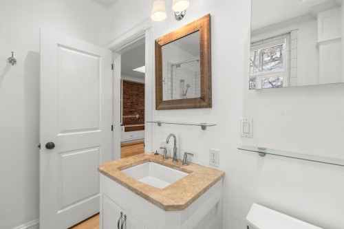 Salle de bains - 4382-4380  - 4382 Ch. De La Côte-Des-Neiges, Westmount, QC - Indoor Photo Showing Bathroom