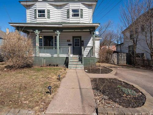 2 Davison Street, Amherst, NS 