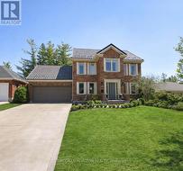 41 TINATAWA COURT  Kitchener, ON N2A 3G9