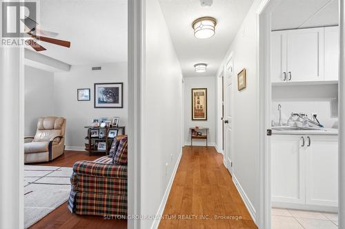 305 - 390 Upper Middle Road E, Oakville, ON - Indoor Photo Showing Other Room