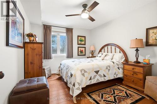 305 - 390 Upper Middle Road E, Oakville, ON - Indoor Photo Showing Bedroom