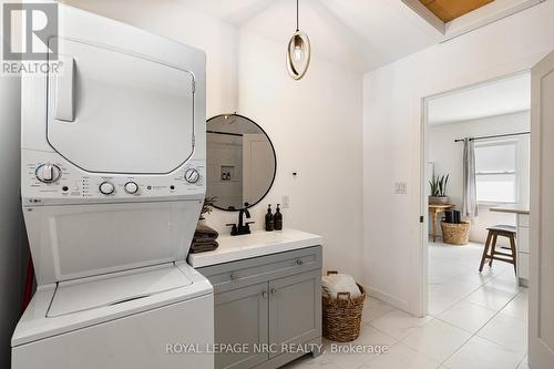 37 Lock Street, St. Catharines (Port Dalhousie), ON - Indoor Photo Showing Laundry Room
