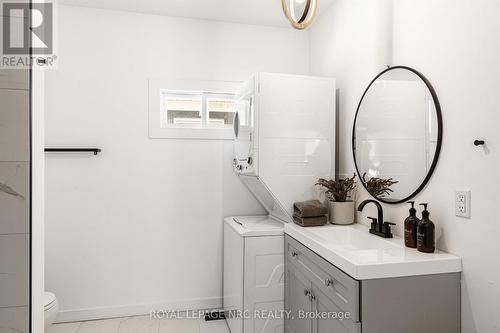 37 Lock Street, St. Catharines (Port Dalhousie), ON - Indoor Photo Showing Laundry Room