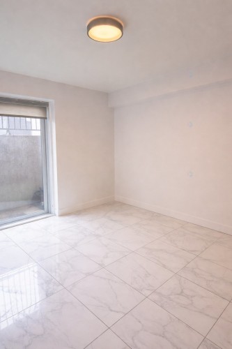 Chambre à coucher - 8730A Rue Clark, Montréal (Ahuntsic-Cartierville), QC - Indoor Photo Showing Other Room