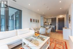 GPH32 - 280 HOWLAND AVENUE  Toronto, ON M5R 0C3