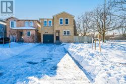 23 DREW COURT  Whitby, ON L1N 8X6