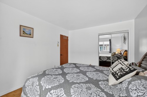 Chambre à coucher principale - 18 Rue Gratton, Sainte-Thérèse, QC - Indoor Photo Showing Bedroom