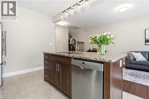 219 Moorlands Crescent, Kitchener, ON - Indoor Photo Showing Kitchen
