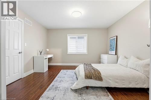 219 Moorlands Crescent, Kitchener, ON - Indoor Photo Showing Bedroom