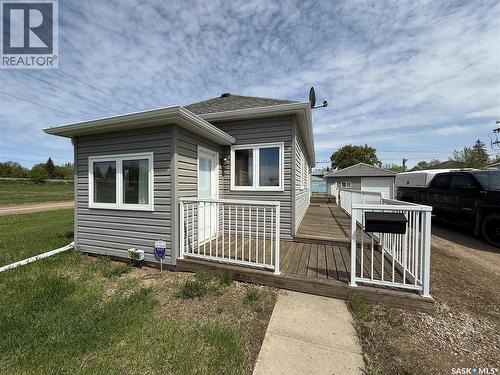 2009 Connaught Street, Regina, SK - Outdoor