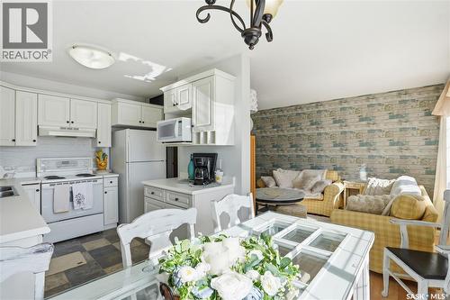 25 110 Keevil Crescent, Saskatoon, SK - Indoor Photo Showing Kitchen