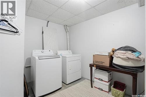 25 110 Keevil Crescent, Saskatoon, SK - Indoor Photo Showing Laundry Room