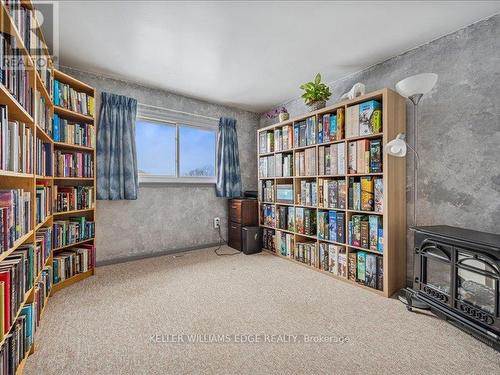 31 - 51 Paulander Drive, Kitchener, ON - Indoor