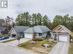 49 WEBB CIRCLE Dysart Et Al (Dysart), ON K0M 1S0