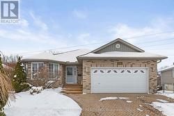 2903 JENNIFER DRIVE  Peterborough (Northcrest Ward 5), ON K9L 1Z5