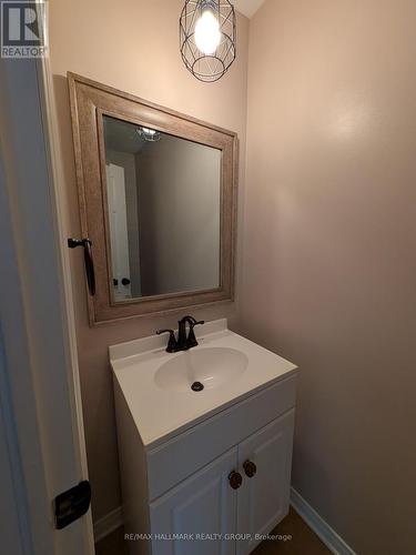 119 Teal Crescent, Ottawa, ON - Indoor Photo Showing Bathroom