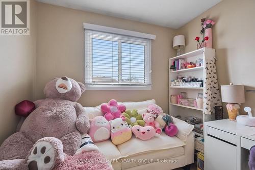 119 Teal Crescent, Ottawa, ON - Indoor Photo Showing Bedroom