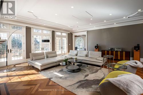 45 Bayview Ridge, Toronto, ON - Indoor Photo Showing Living Room