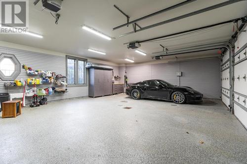 45 Bayview Ridge, Toronto, ON - Indoor Photo Showing Garage