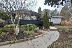 1352 NOCTURNE COURT Mississauga, ON L5H 2L8