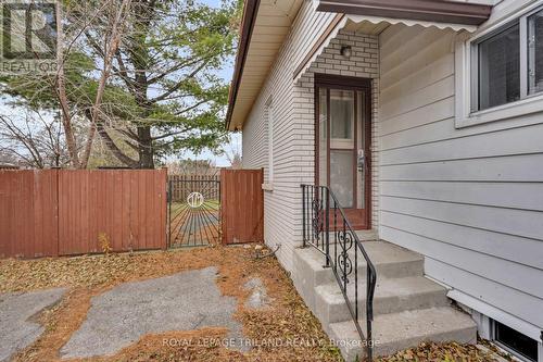 459 Hale Street, London East (East N), ON - Outdoor With Exterior