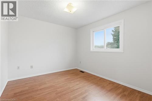 28 Bacall Crescent, Hamilton, ON - Indoor Photo Showing Other Room
