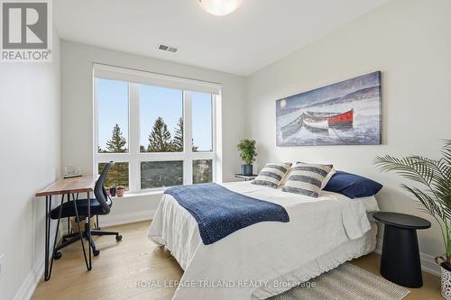 310 - 1560 Upper West Avenue, London South (South B), ON - Indoor Photo Showing Bedroom