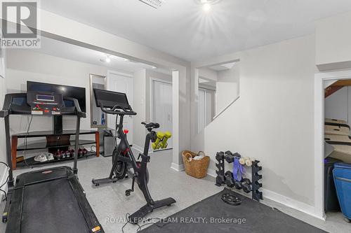 433 Dawson Avenue, Ottawa, ON - Indoor Photo Showing Gym Room