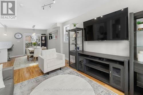 433 Dawson Avenue, Ottawa, ON - Indoor