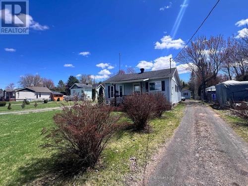 2082 Sandy Hill Road, Champlain, ON - Outdoor