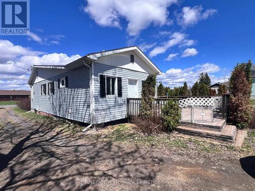 2082 Sandy Hill Road, Champlain, ON - Outdoor