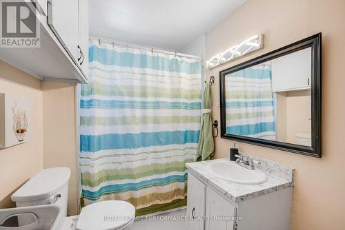 2082 Sandy Hill Road, Champlain, ON - Indoor Photo Showing Bathroom