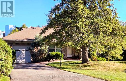 825 Killeen Avenue, Ottawa, ON - Outdoor
