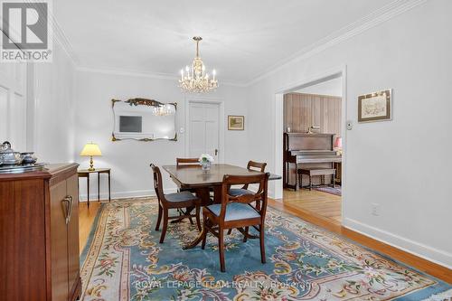 825 Killeen Avenue, Ottawa, ON - Indoor Photo Showing Dining Room