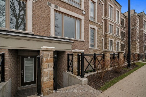 2613-1 Gable Hurst Way, Markham, ON - Outdoor